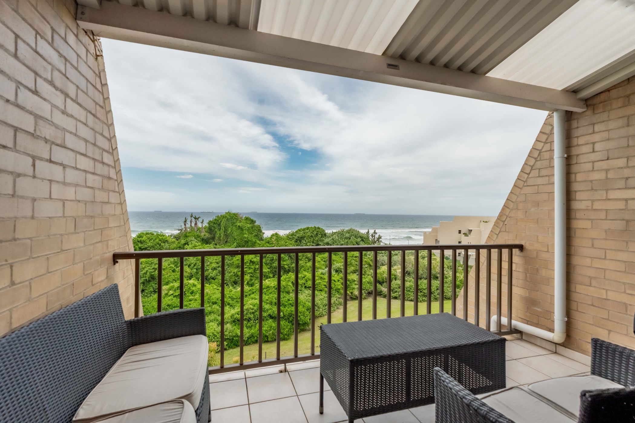 Townhouse to rent in uMhlanga Rocks - 1ND1739729
