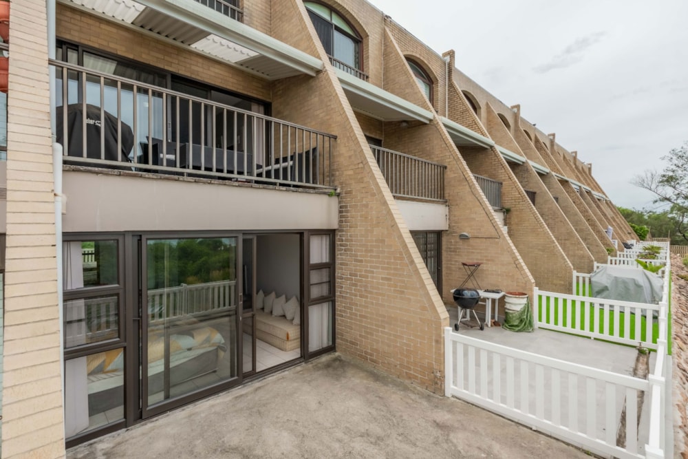 Townhouse to rent in uMhlanga Rocks - 1ND1739729