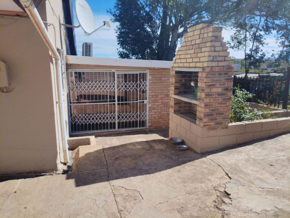 House to rent in Mthatha - 1MH1739743