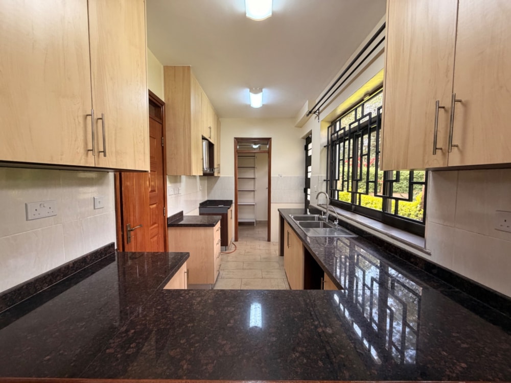 Double-storey house to rent in Karen, Kenya - 3KE1739779 Double-storey house to rent in Karen, Kenya - 3KE1739779