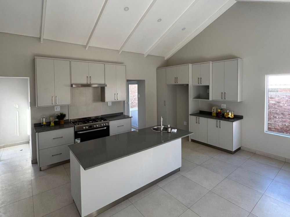 House to rent in Potchefstroom - 1PCH1739790 House to rent in Potchefstroom - 1PCH1739790