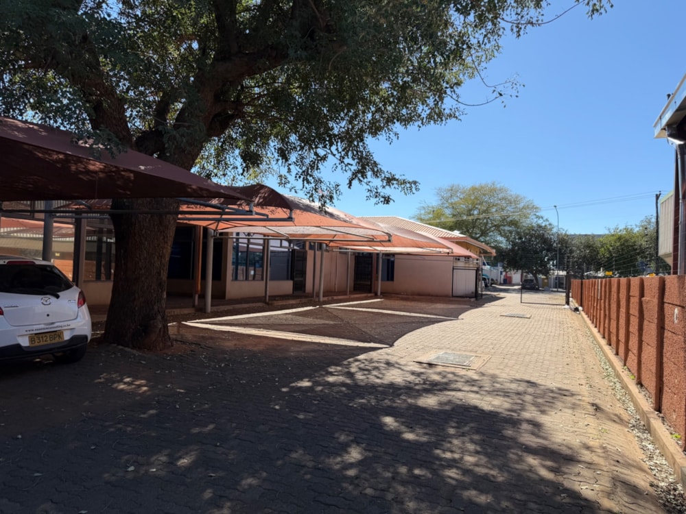 Commercial industrial property for sale in Gaborone, Botswana - 3BO1739814 Commercial industrial property for sale in Gaborone, Botswana - 3BO1739814