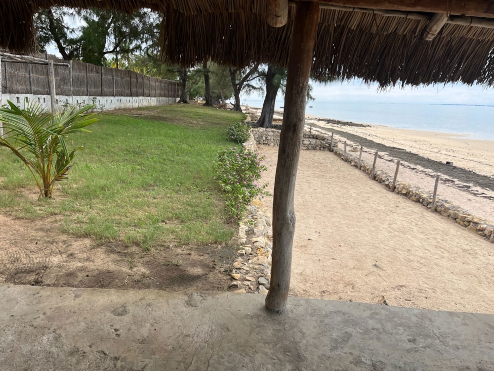 Commercial restaurant for sale in Vilanculos, Mozambique - 3MQ1739905