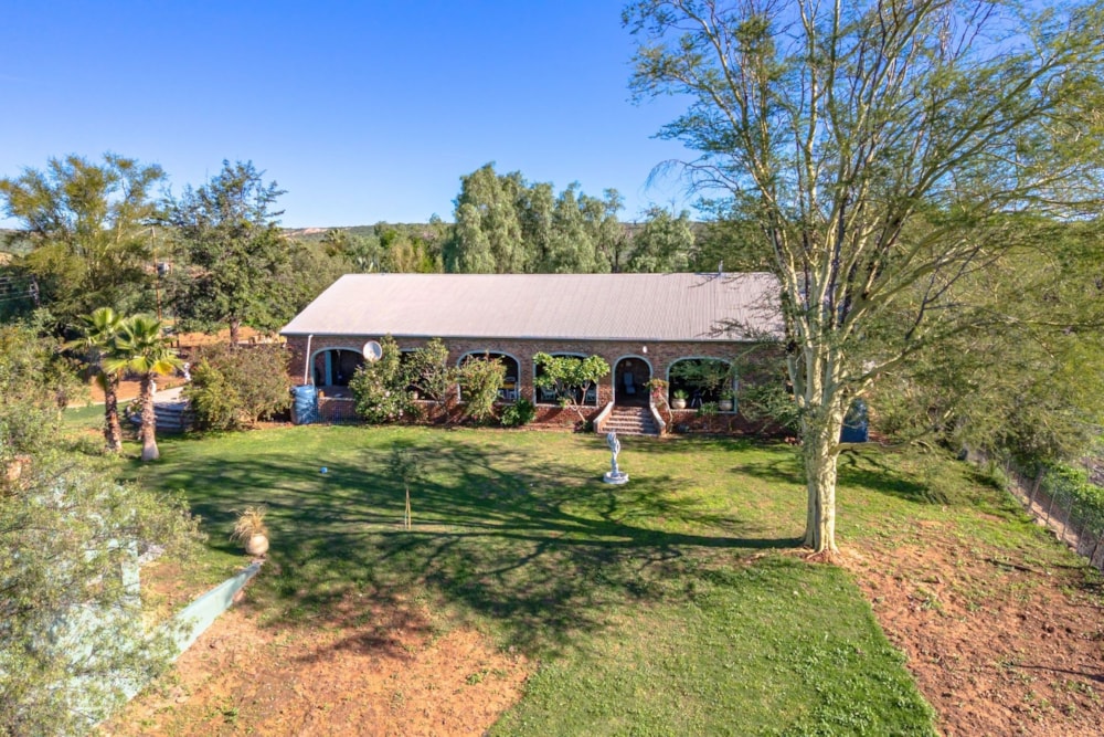 Equestrian farm for sale in Oudtshoorn - 1OU1740602