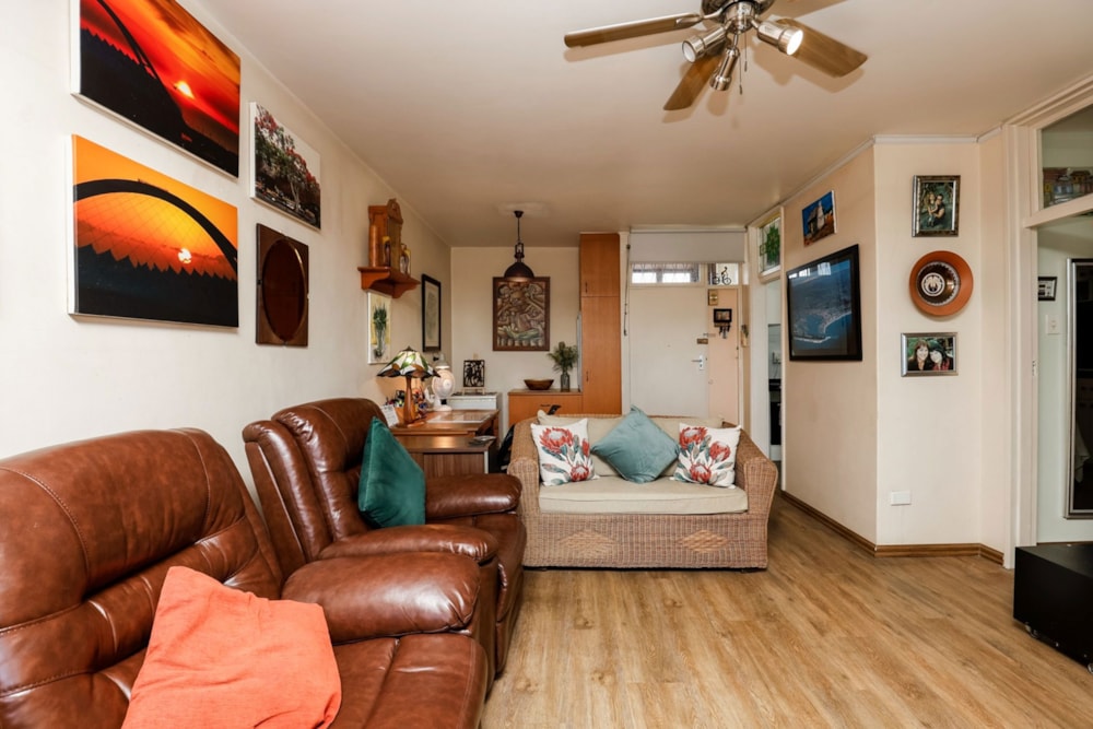 Apartment for sale in Windermere - 1DA1740127