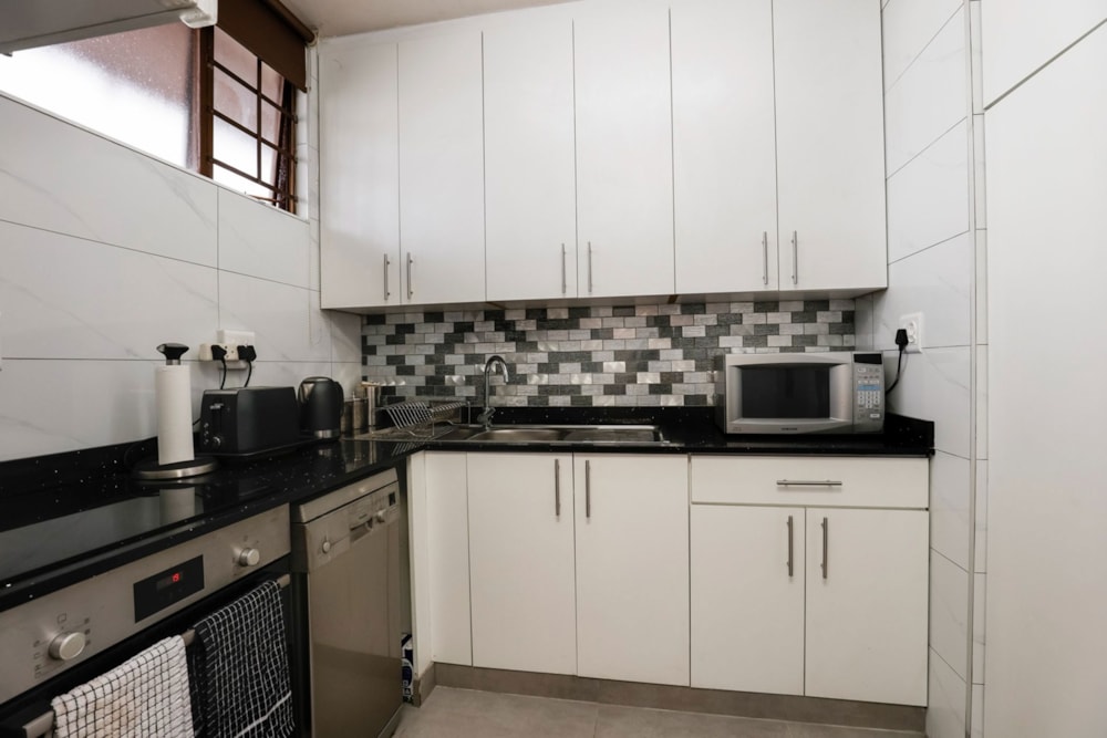 Apartment for sale in Windermere - 1DA1740127