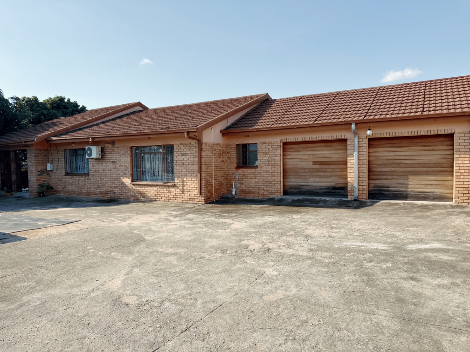 House for sale in Kamhlushwa - 1NK1740057