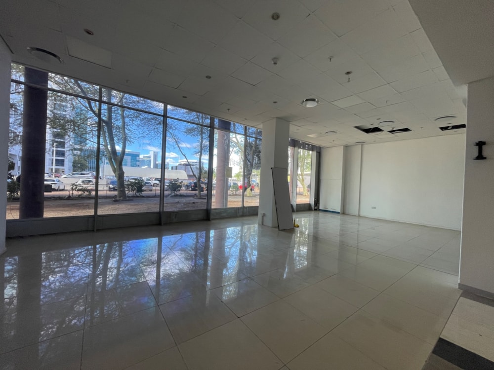 Commercial Building to rent in Gaborone CBD, Botswana - 3BO1740139 Commercial Building to rent in Gaborone CBD, Botswana - 3BO1740139