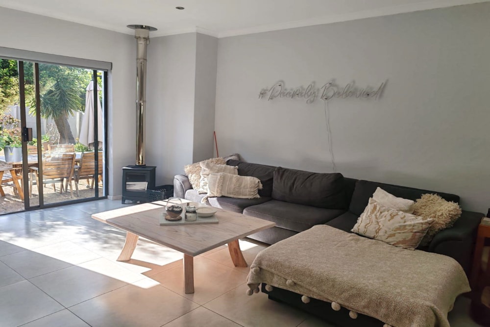 House to rent in Table View - 1TV1740293