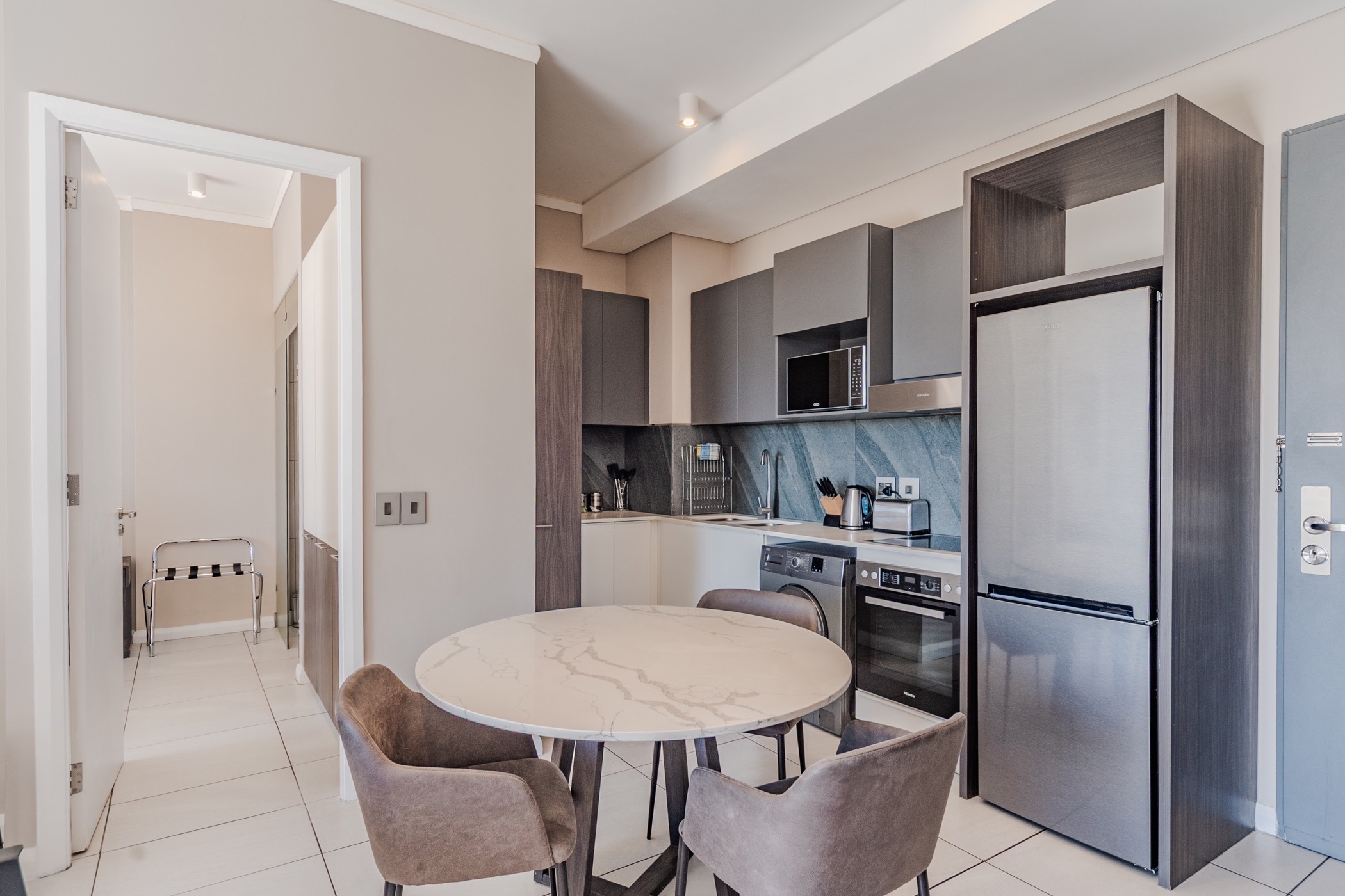 Apartment to rent in Menlyn - PTL1740590