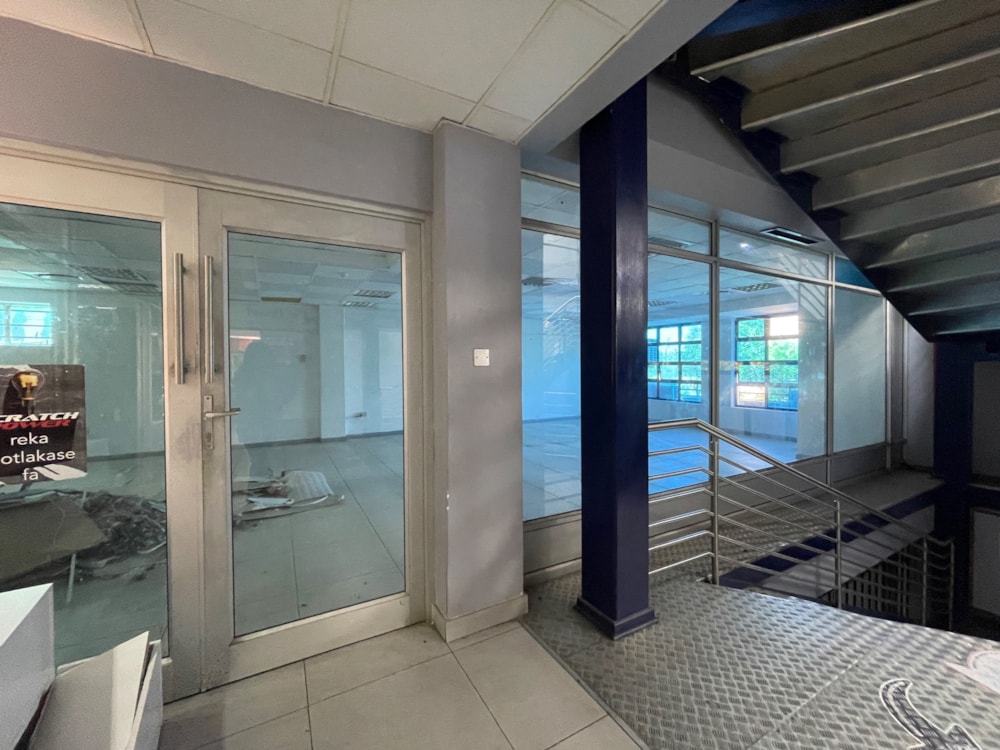 Commercial Building to rent in Gaborone, Botswana - 3BO1740614 Commercial Building to rent in Gaborone, Botswana - 3BO1740614