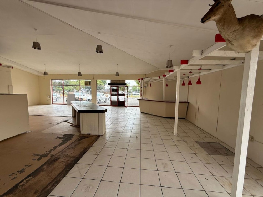 Commercial Building to rent in Potchefstroom - 1PCH1740272