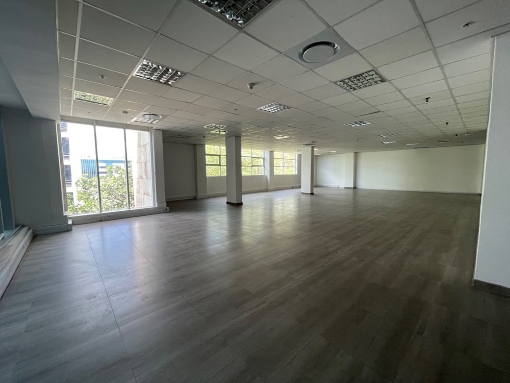 Commercial Building to rent in Gaborone CBD, Botswana - 3BO1740264 Commercial Building to rent in Gaborone CBD, Botswana - 3BO1740264