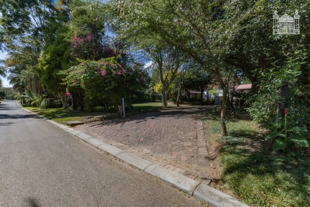 House for sale in Borrowdale Brooke, Zimbabwe - 3ZB1741422 House for sale in Borrowdale Brooke, Zimbabwe - 3ZB1741422