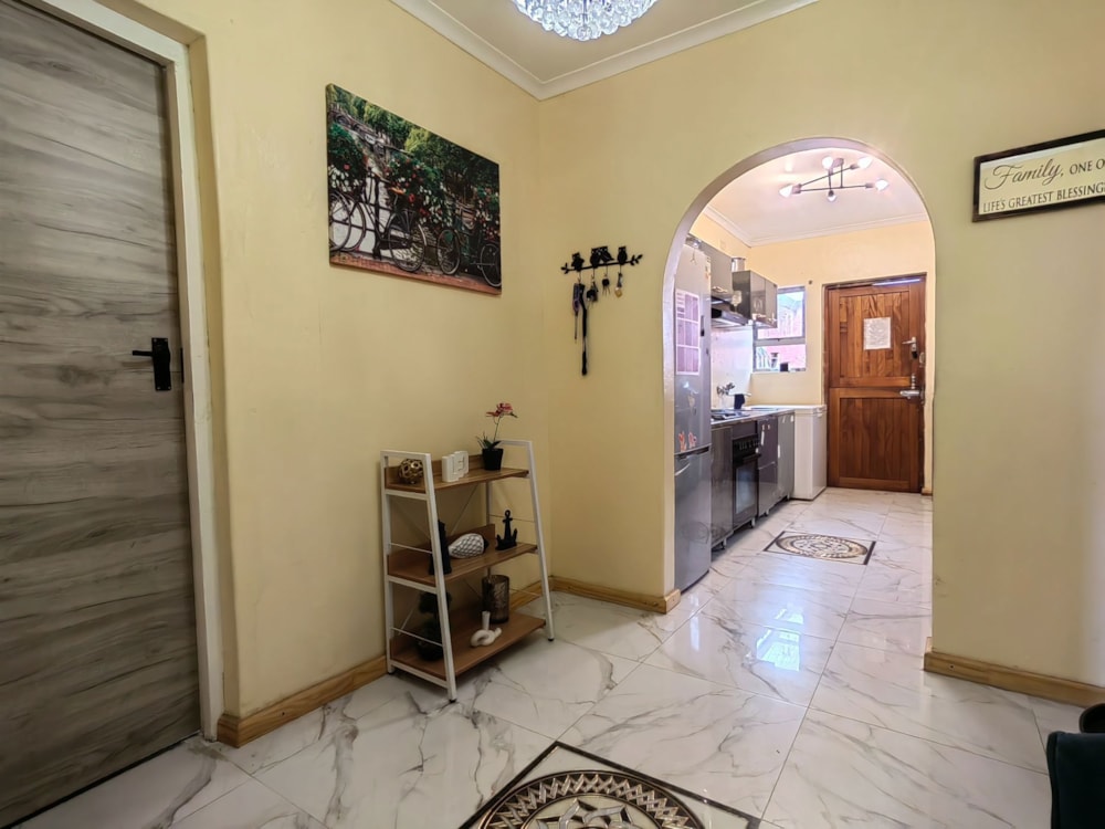 House for sale in Greenfield, Cape Town - 1KV1740609 House for sale in Greenfield, Cape Town - 1KV1740609