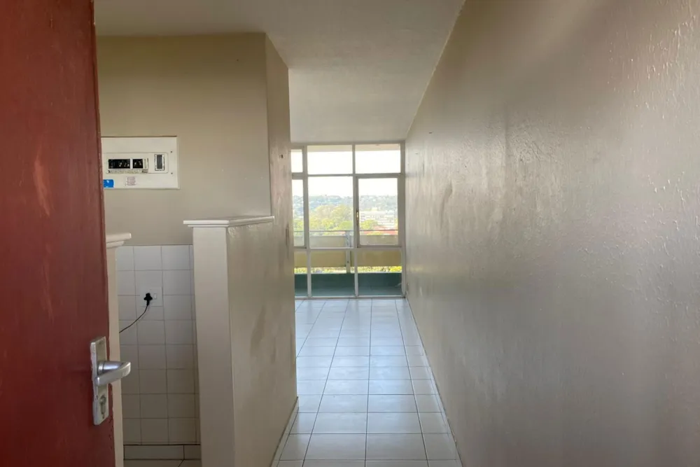 Bachelor apartment to rent in Pinetown - 1WP1740384