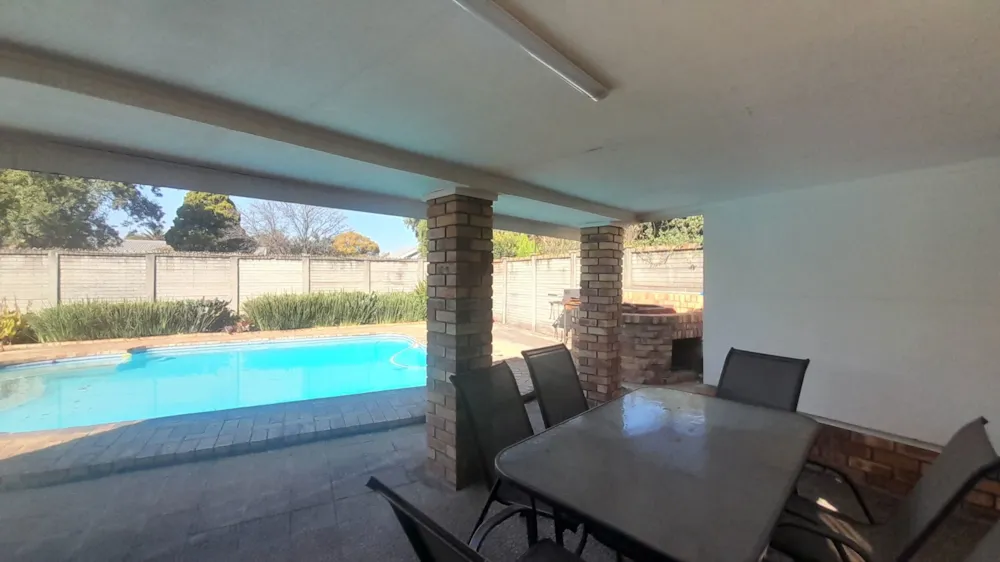 House for sale in Vanderbijlpark SE 2 - 1VT1740404