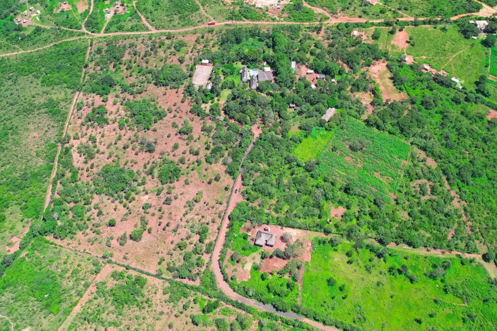 Mixed use farm for sale in Douglasdale, Zimbabwe - 3ZB1740431 Mixed use farm for sale in Douglasdale, Zimbabwe - 3ZB1740431