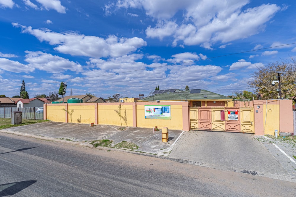 Commercial Building for sale in Windmill Park - BOK1741638 Commercial Building for sale in Windmill Park - BOK1741638