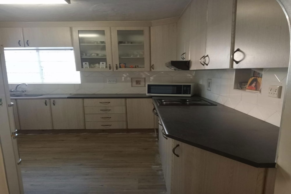 House for sale in Chatsworth, KwaZulu-Natal - 1WP1740430