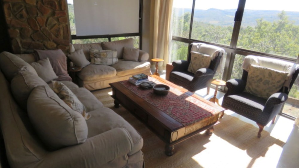 Double-storey house for sale in Bela Bela Rural - 1MDM1740468 Double-storey house for sale in Bela Bela Rural - 1MDM1740468