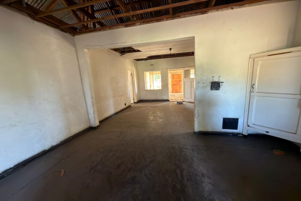 House for sale in Montgomery, Zimbabwe - 3ZB1740443 House for sale in Montgomery, Zimbabwe - 3ZB1740443