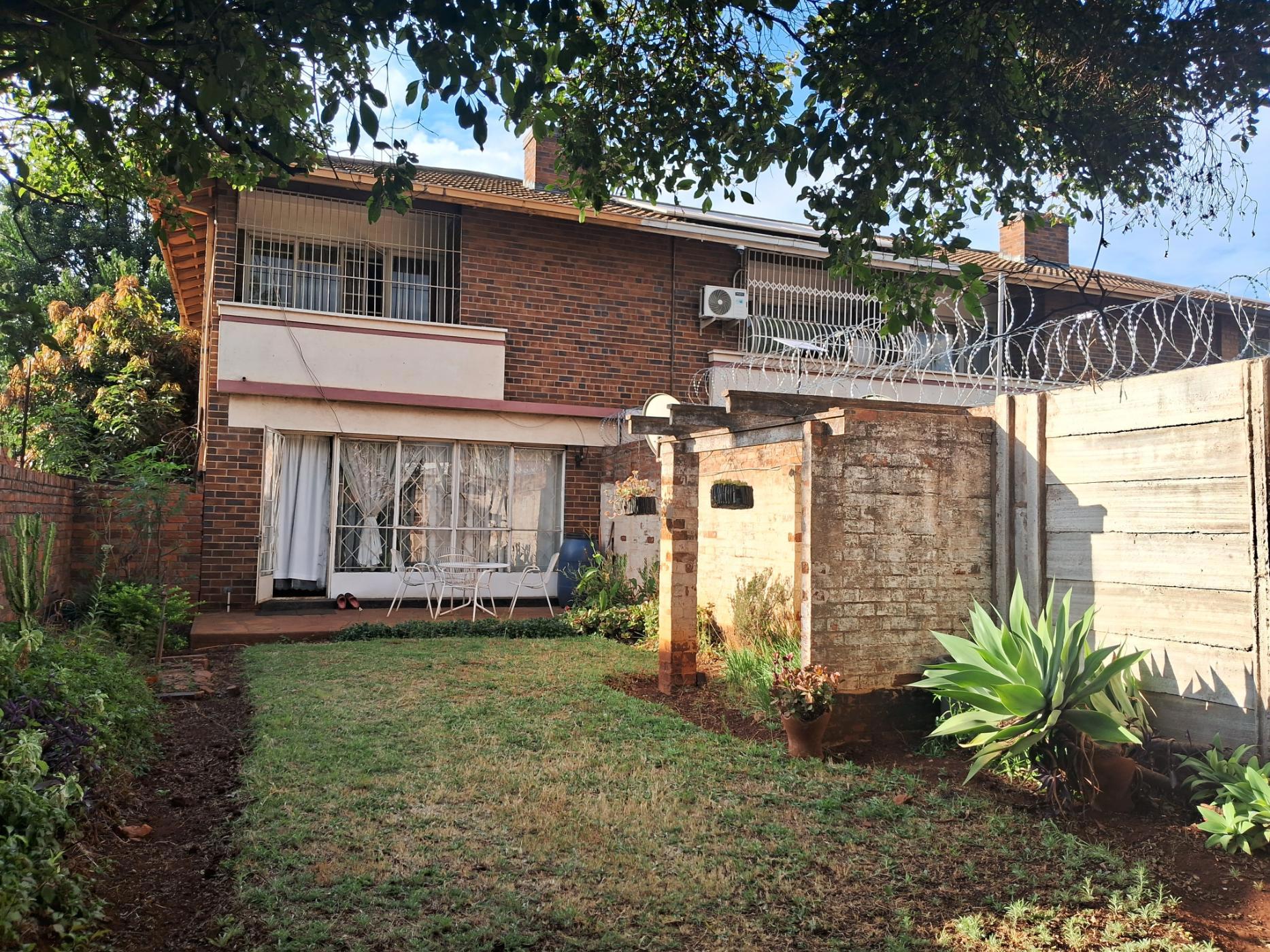 Double-storey apartment for sale in Harare, Zimbabwe - 3ZB1740455