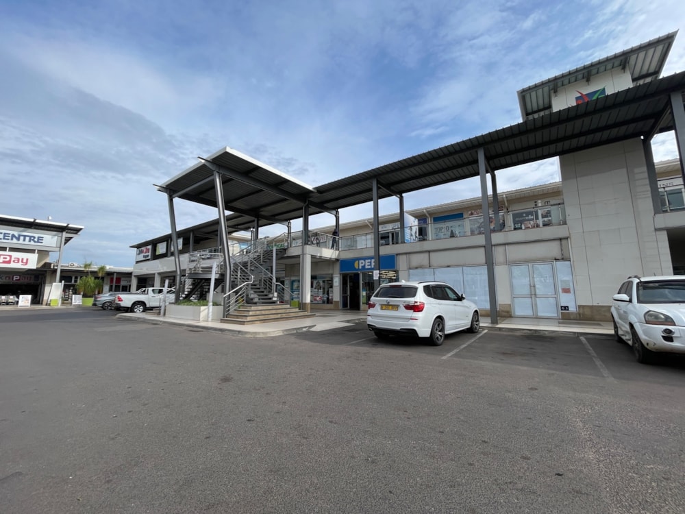 Commercial Building to rent in Block 10, Botswana - 3BO1740624