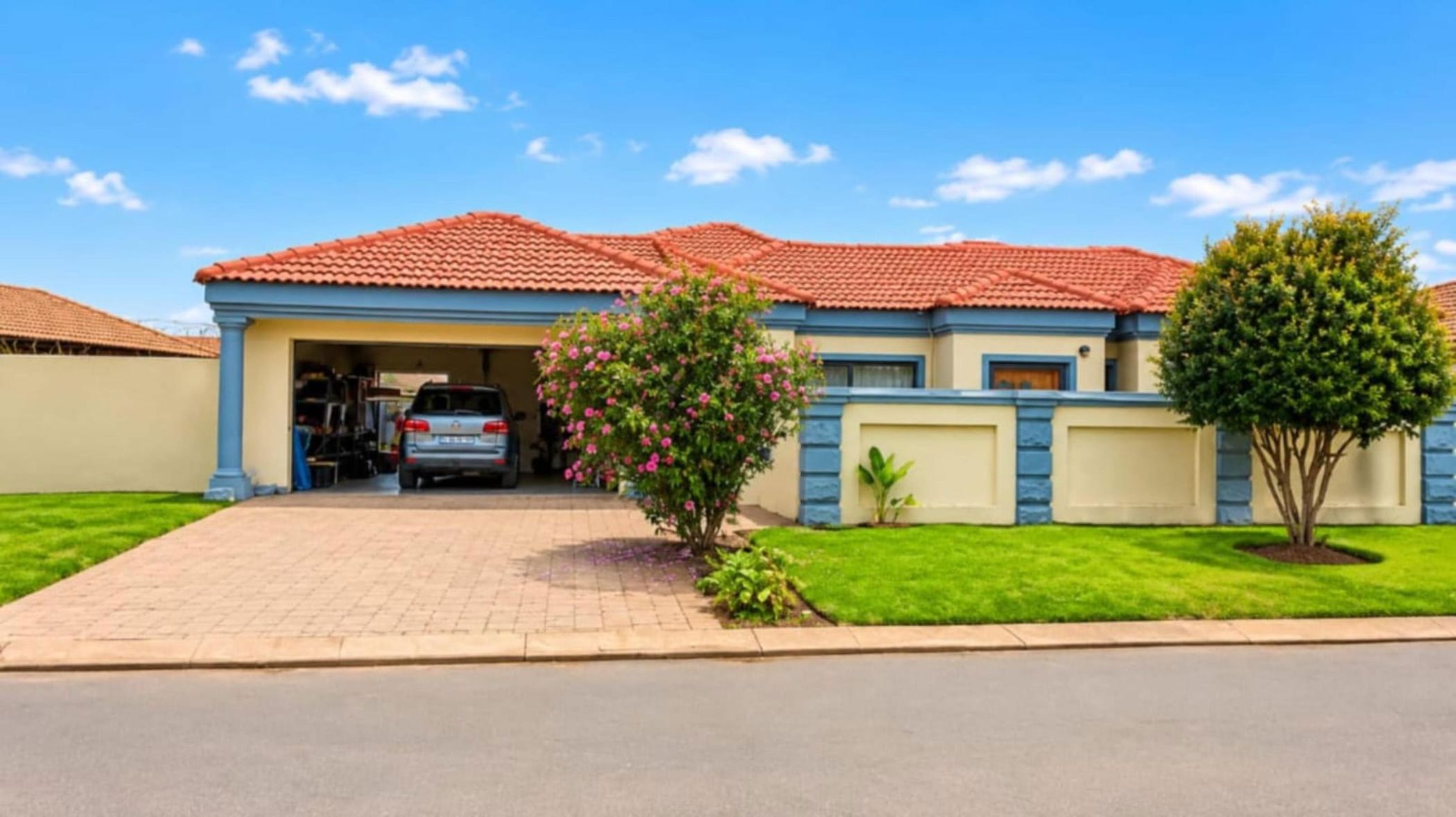 House for sale in Vosloorus - BOK1740509