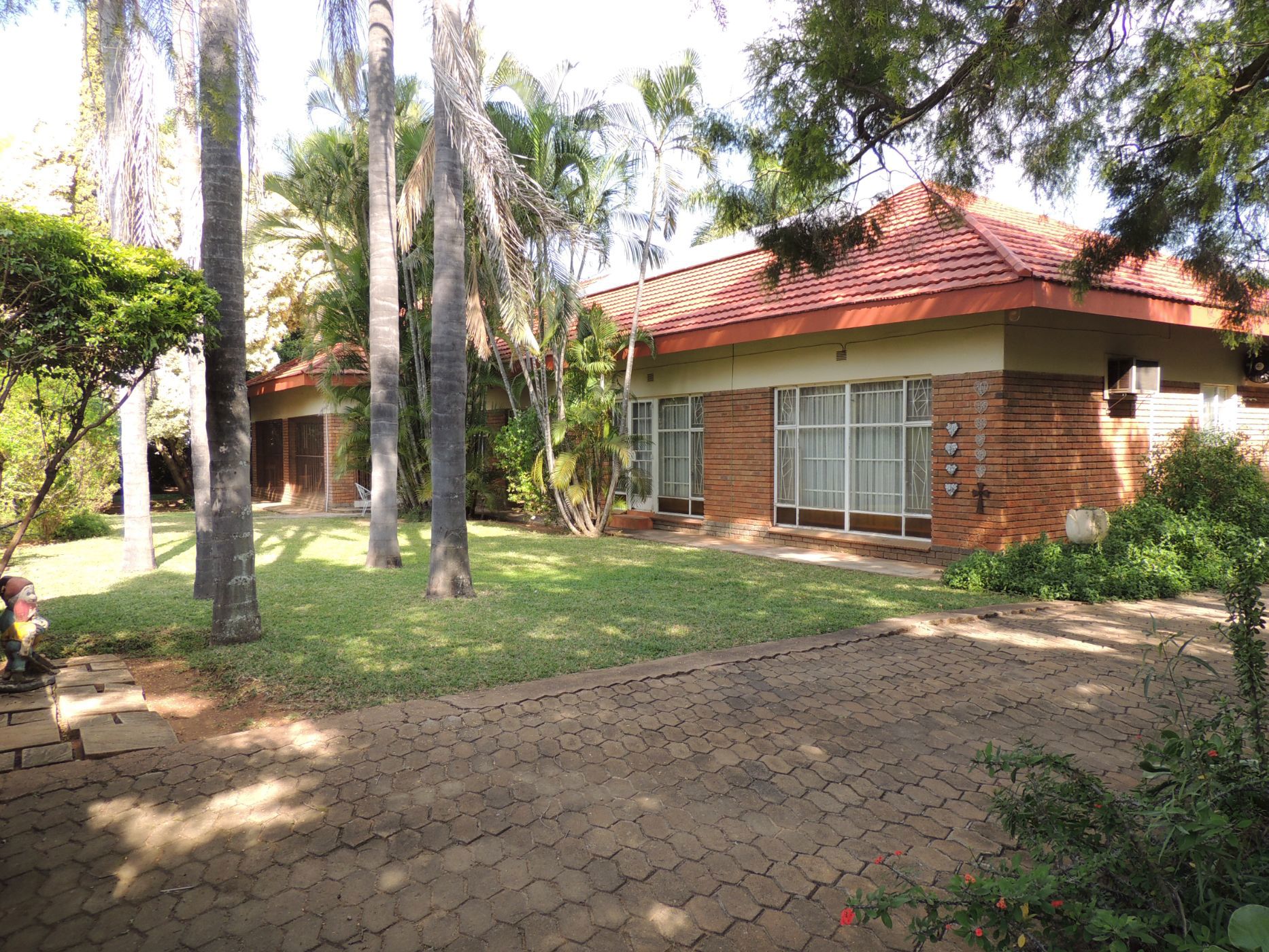House for sale in Mookgopong (Naboomspruit) - 1MDM1740717