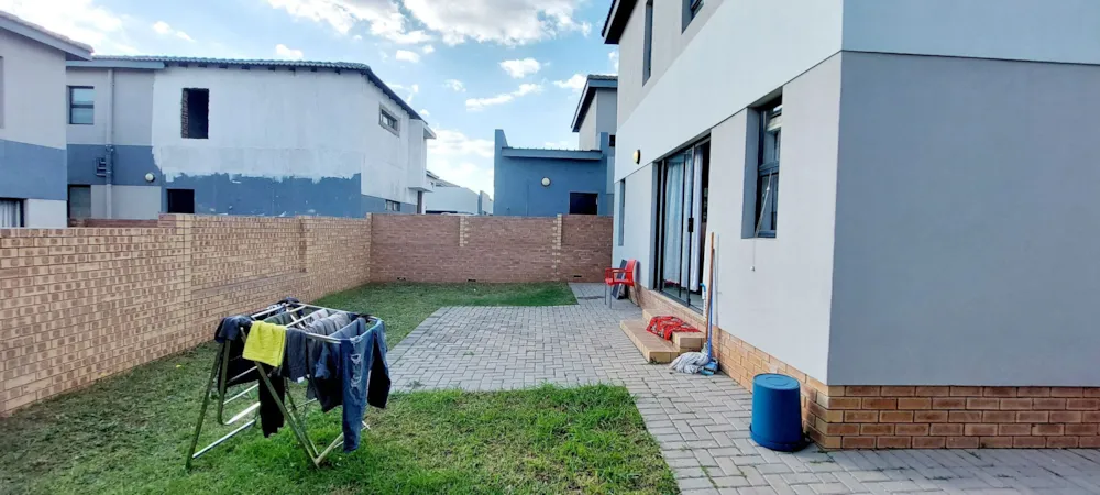 Apartment for sale in Thatchfield Estate - CN1740777