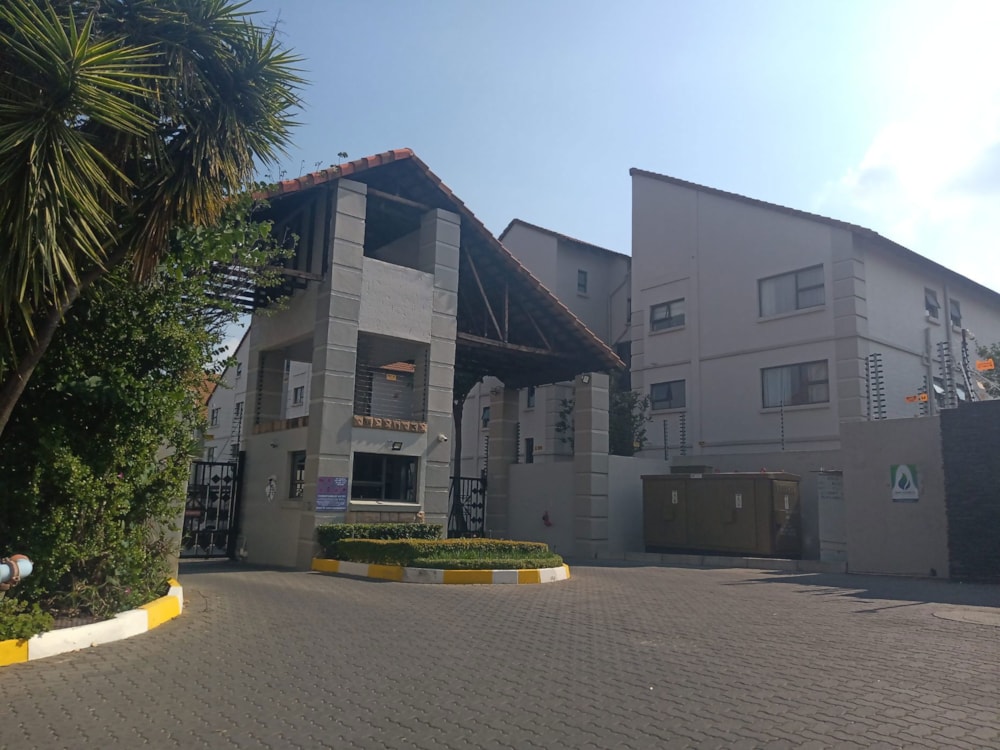 Apartment to rent in Sunninghill - FYL1740788
