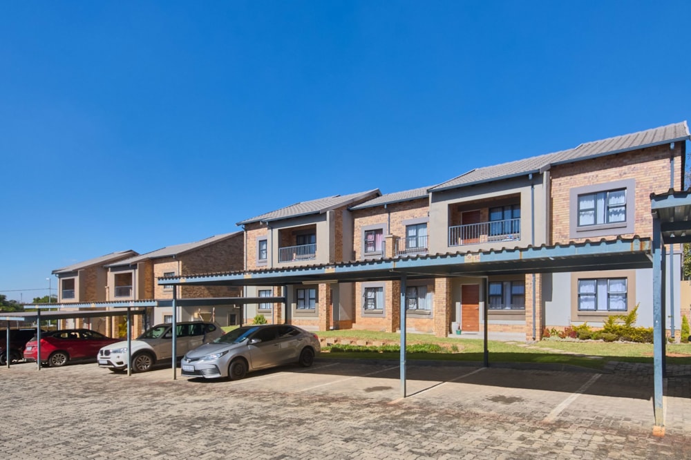 Apartment for sale in Whiteridge - RAN1740533