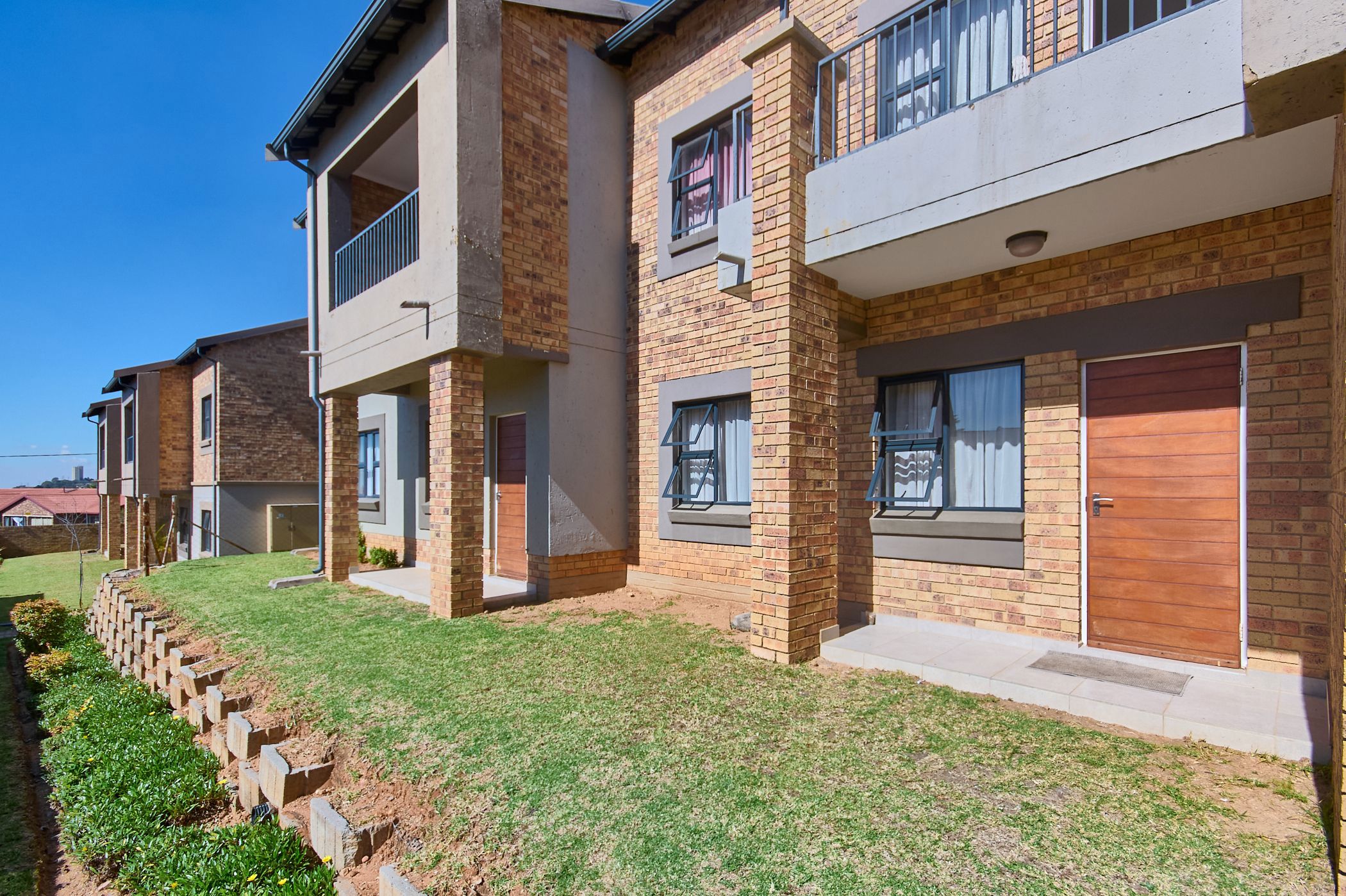 Apartment for sale in Whiteridge - RAN1740533
