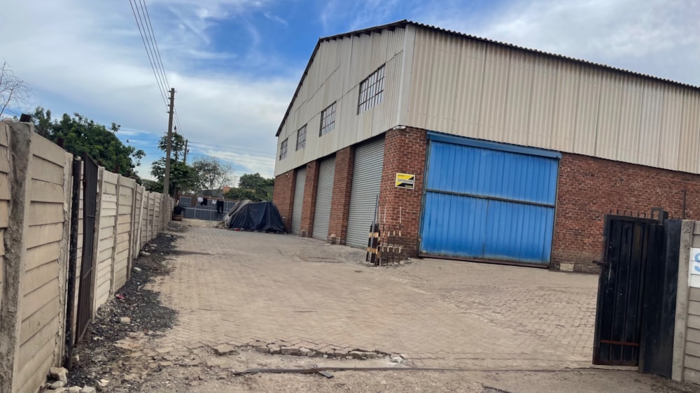 Commercial industrial property to rent in Ardbennie, Zimbabwe - 3ZB1740621 Commercial industrial property to rent in Ardbennie, Zimbabwe - 3ZB1740621