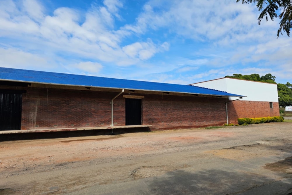 Commercial industrial property for sale in Belmont, Zimbabwe - 3ZB1740634 Commercial industrial property for sale in Belmont, Zimbabwe - 3ZB1740634