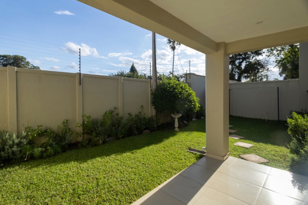 Garden apartment for sale in Newlands, Zimbabwe - 3ZB1740654 Garden apartment for sale in Newlands, Zimbabwe - 3ZB1740654