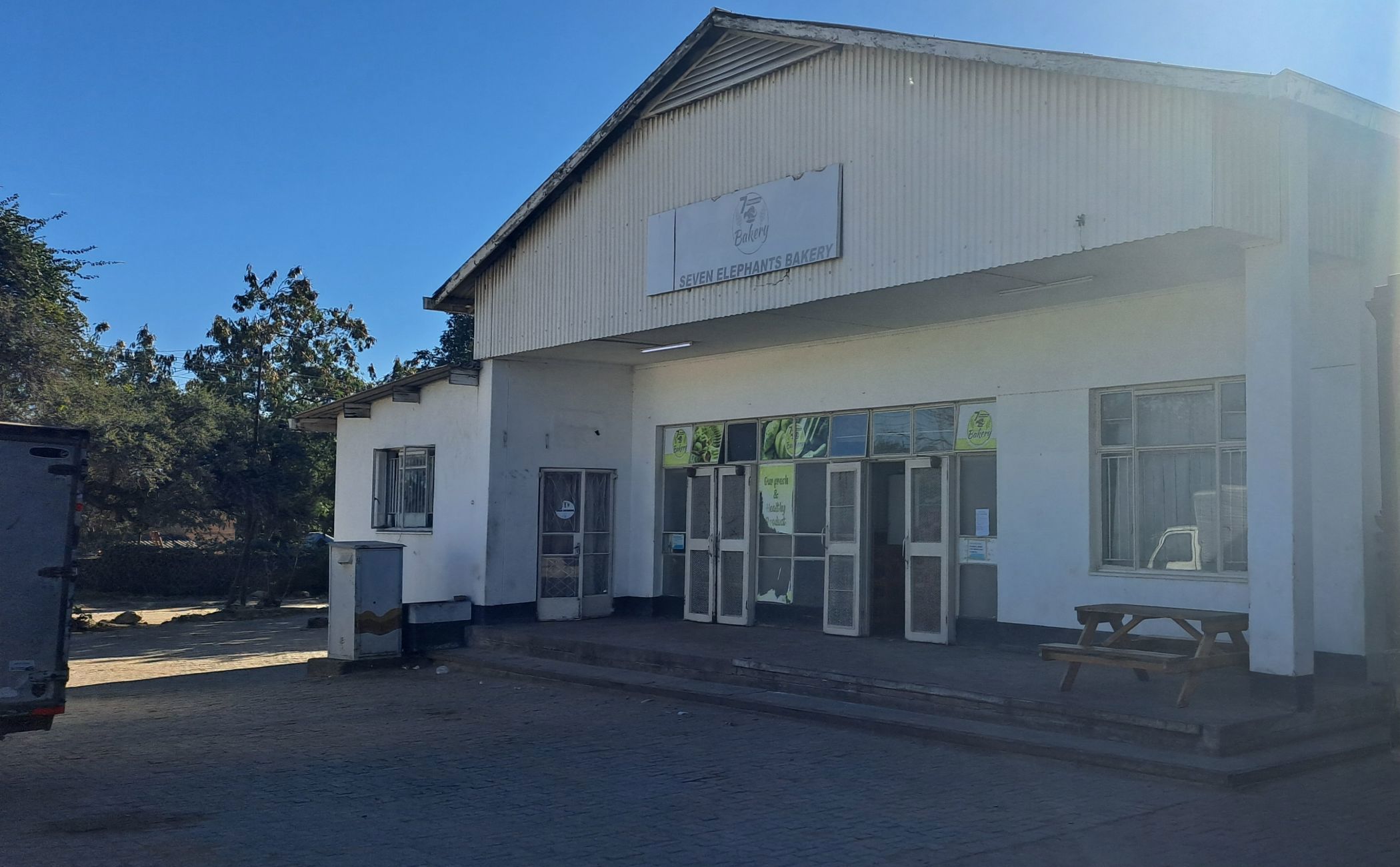 Commercial business for sale in Beitbridge, Zimbabwe - 3ZB1741054