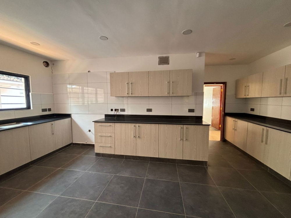 House to rent in Muthaiga, Kenya - 3KE1742703 House to rent in Muthaiga, Kenya - 3KE1742703