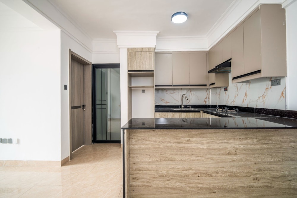 Apartment to rent in Kilimani, Kenya - 3KE1740753