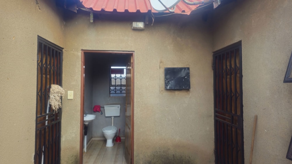 House for sale in Vosloorus - BOK1744836 House for sale in Vosloorus - BOK1744836