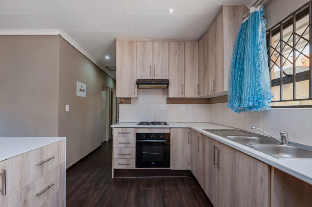 House for sale in Lenasia South - 1GV1740847 House for sale in Lenasia South - 1GV1740847
