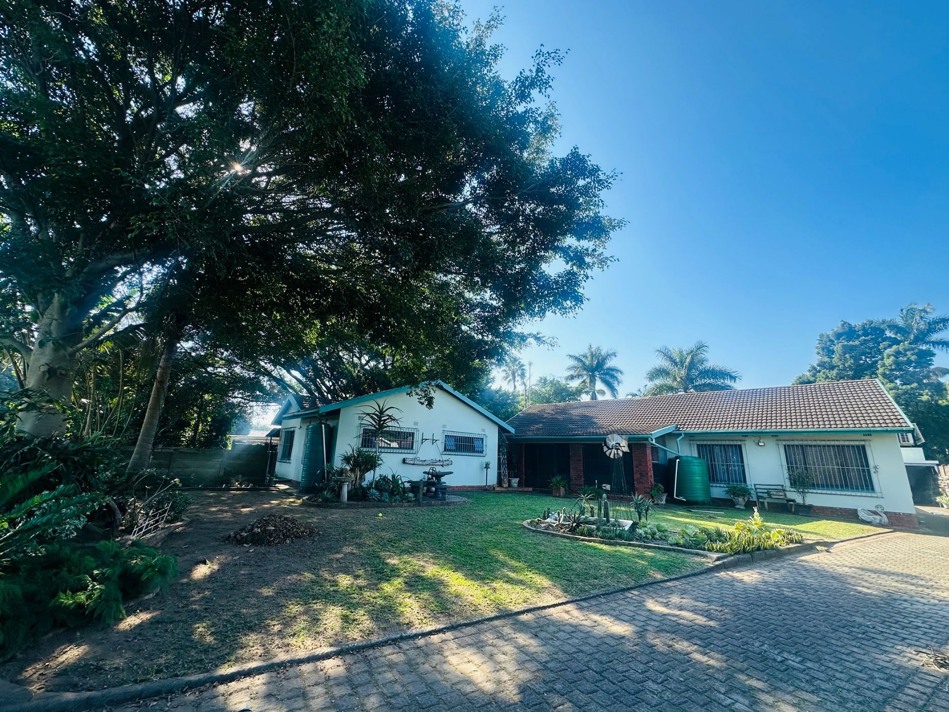 House for sale in Veldenvlei - 1RY1740845