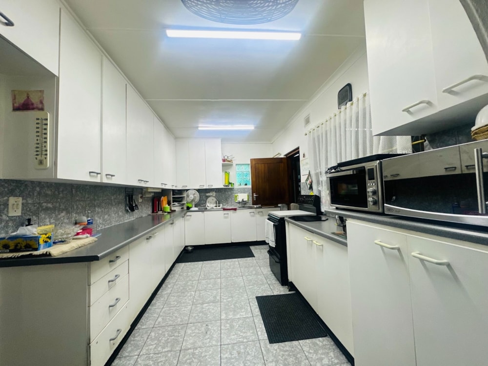 House for sale in Veldenvlei - 1RY1740845