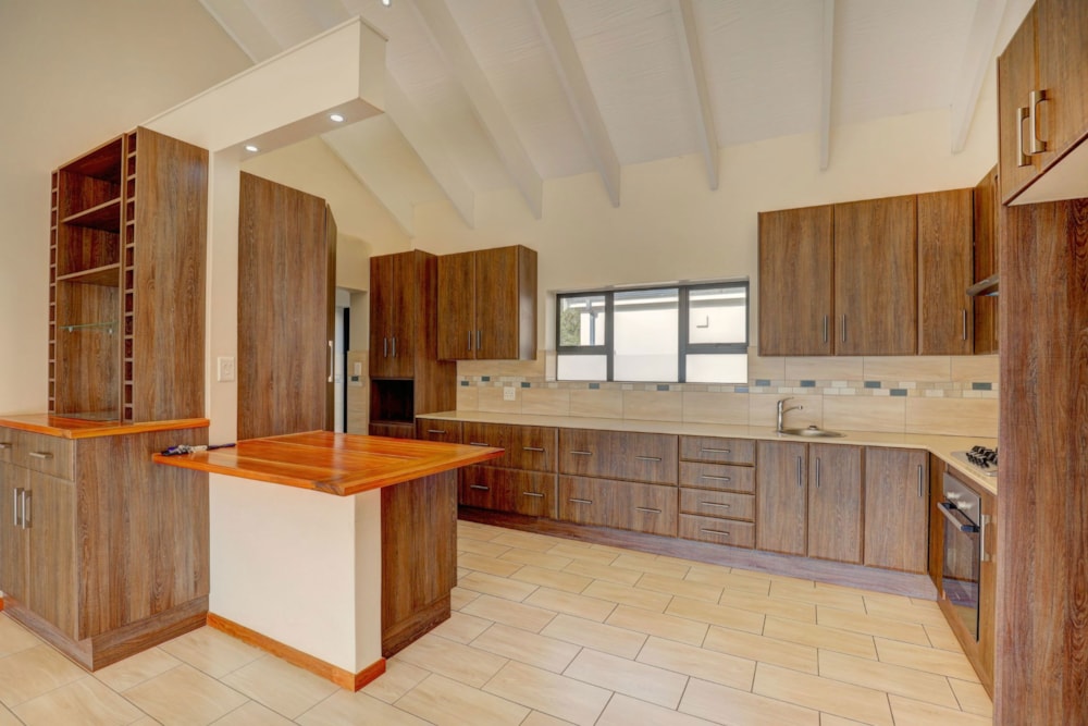 House to rent in Groenkloof Retirement Village - GEO1742387