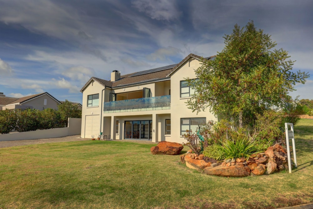 House to rent in Groenkloof Retirement Village - GEO1742387