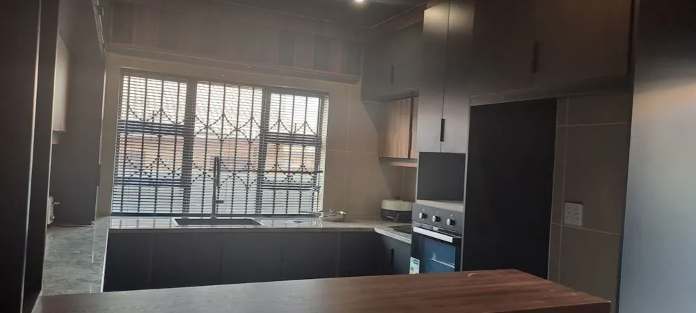 Double-storey house for sale in Mineralia - 1MD1740924