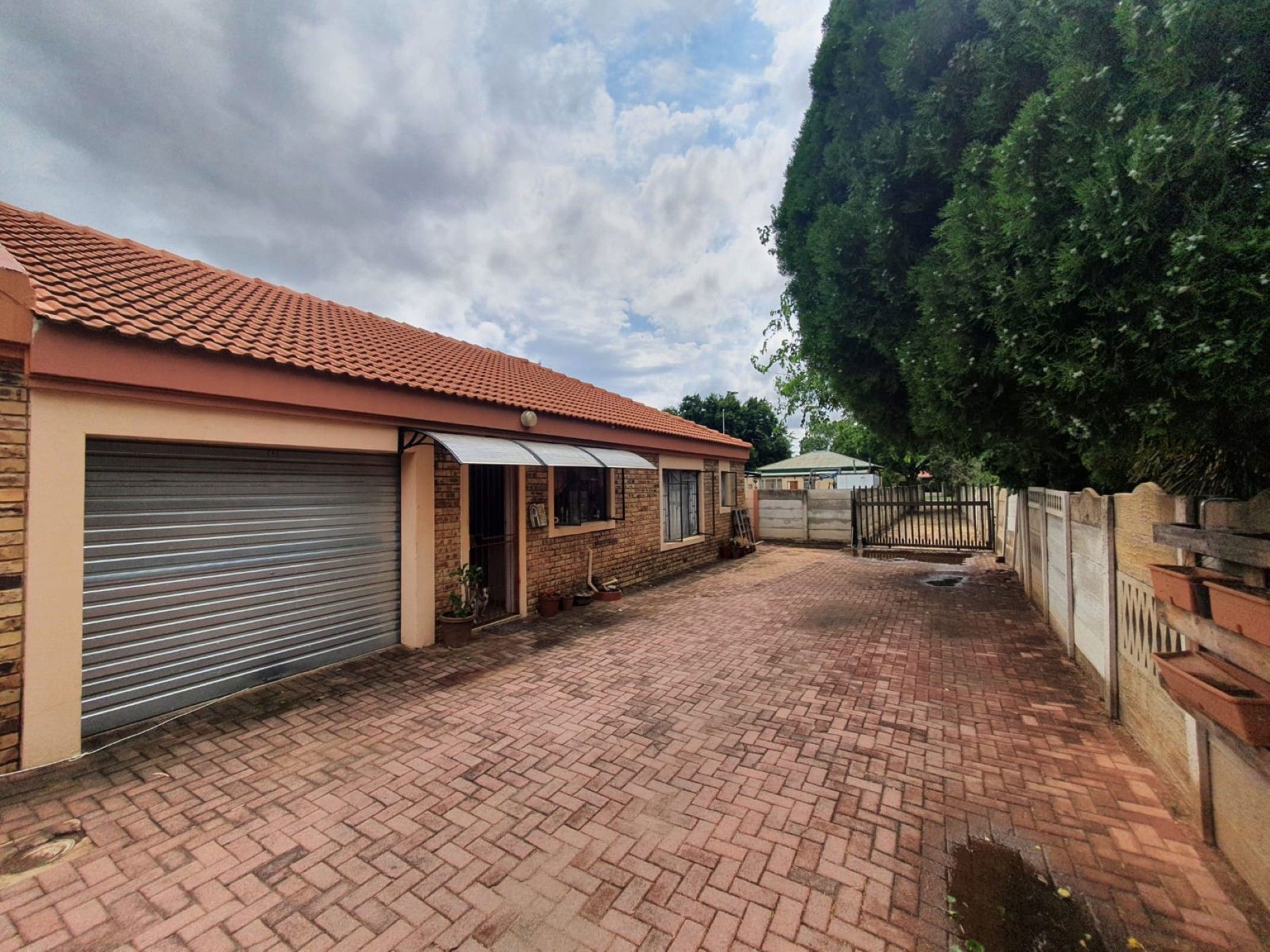 Townhouse for sale in Potchefstroom - 1PCH1740963