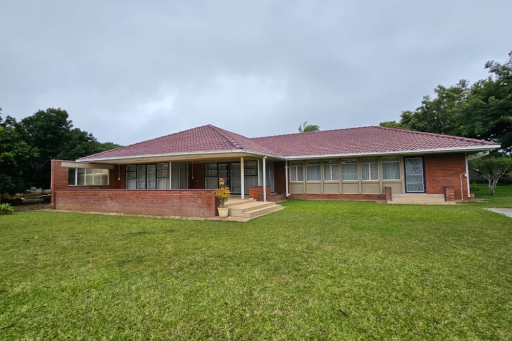 House for sale in Kumalo, Bulawayo, Zimbabwe - 3ZB1740985