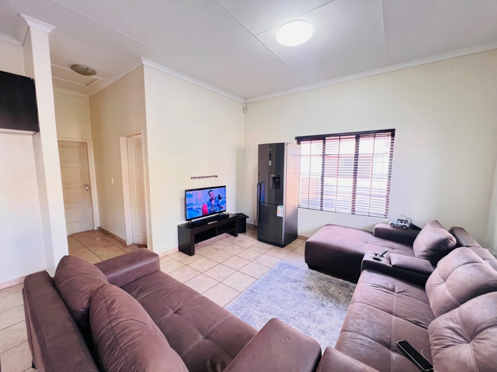 Security estate home for sale in Die Heuwel - 1WD1740999 Security estate home for sale in Die Heuwel - 1WD1740999